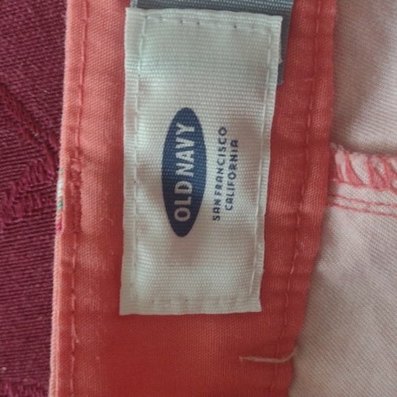 Shorts - Picture 3 of 4